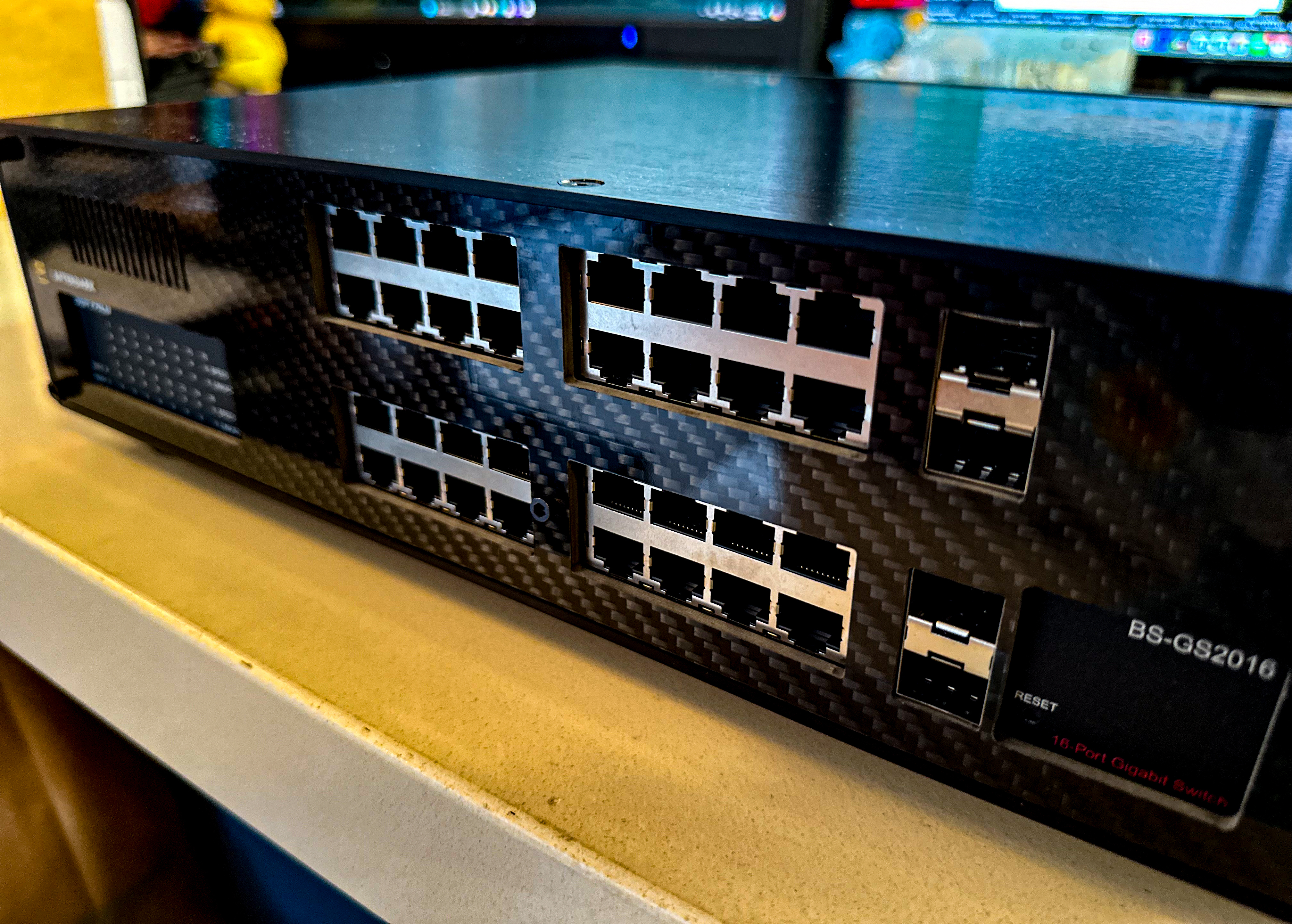 The development of Buffalo BS-GS2016 SFP+ 10G Cascade x Giesemann