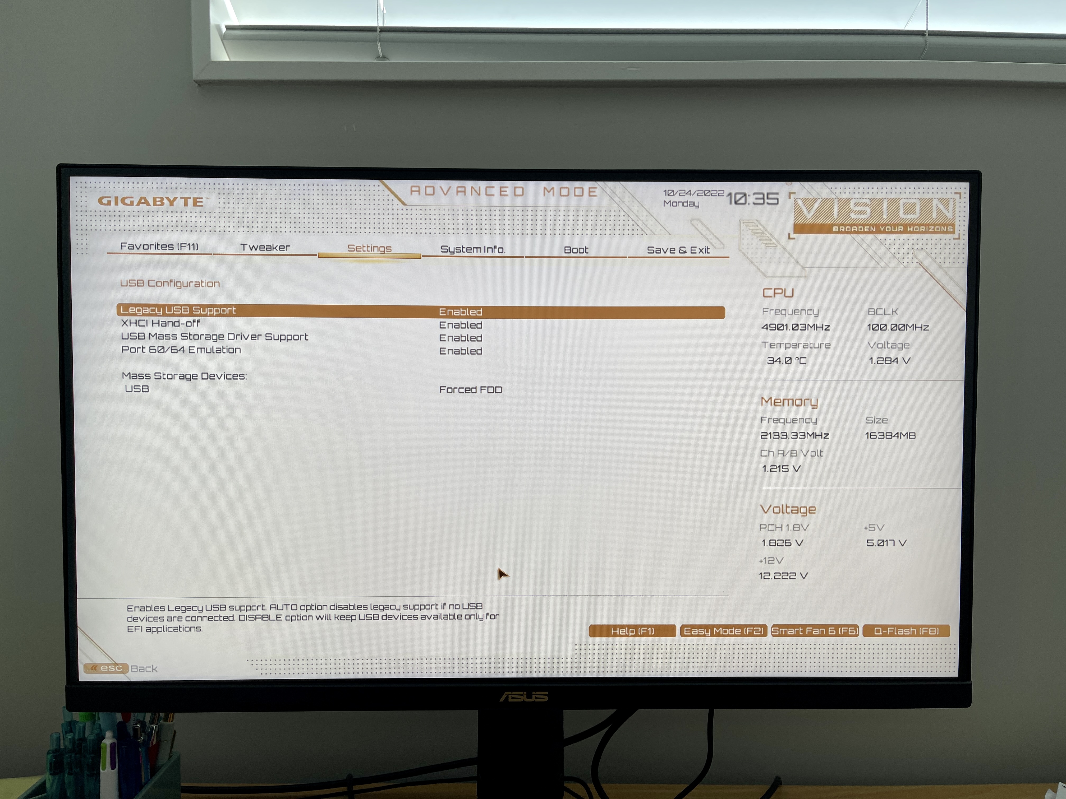 Hardware swap - now unable to boot in to Unraid - General Support - Unraid