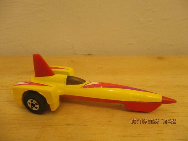 TriCar X8 Yellow POST 081523 BW.JPG - Hot Wheels - Mattel Creations