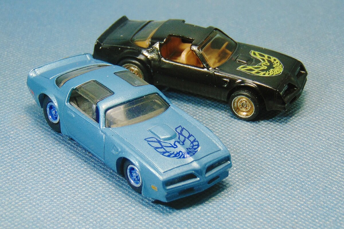 Hot Wheels hot 2024 bird blue