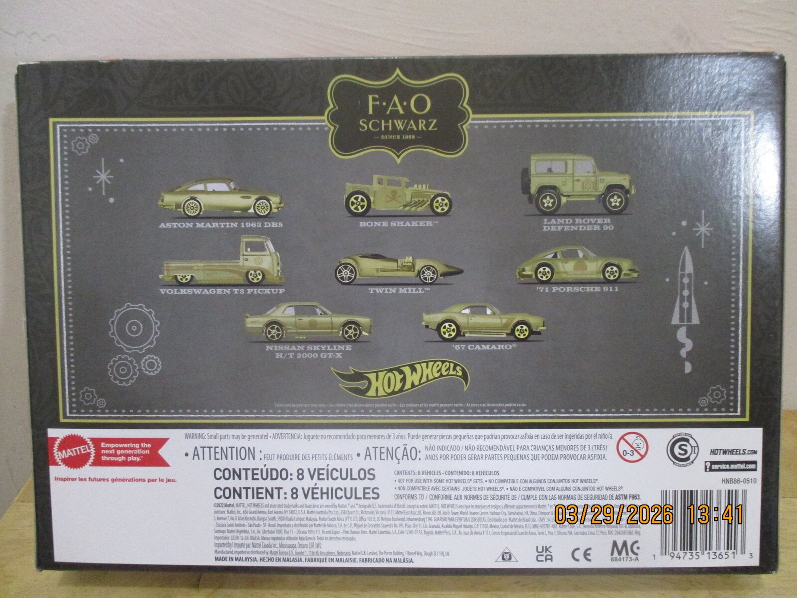 Bone Shaker FAO Schwarz Set 2022 Back.JPG - Hot Wheels - Mattel