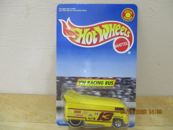 Jiffy Lube With Logo VW Racing Bus.JPG - Hot Wheels - Mattel Creations