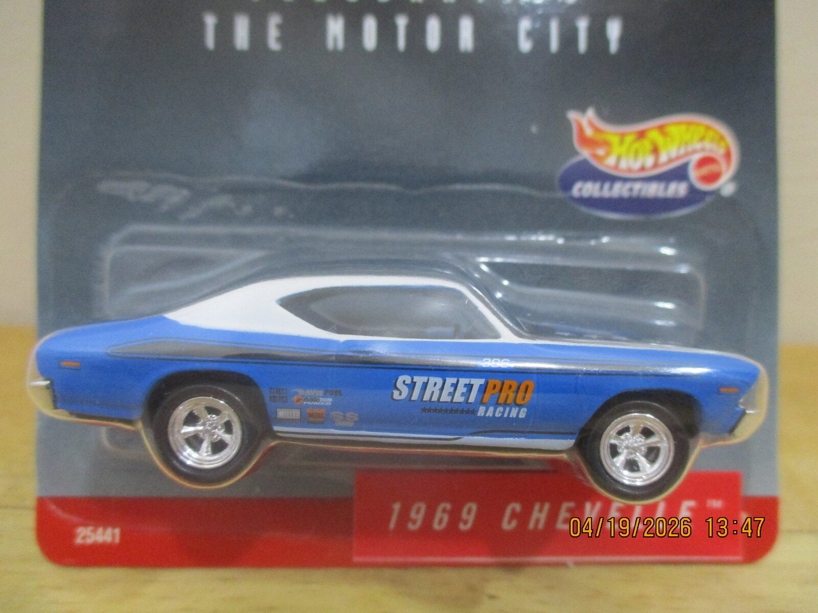 Hot Wheels 13th collector’s convention 1969 Chevelle 13th Convention 1999 Real Riders Closeup.JPG - Hot