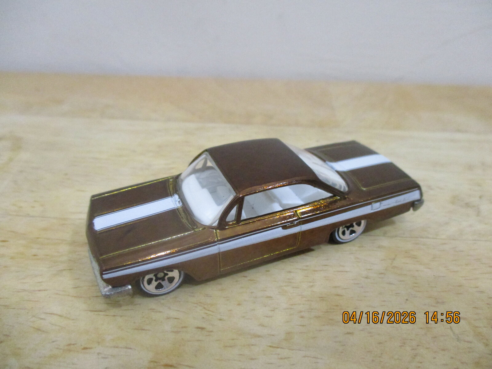 Classics Series 2 1962 Chevy Bubble Top Red.JPG - Hot Wheels