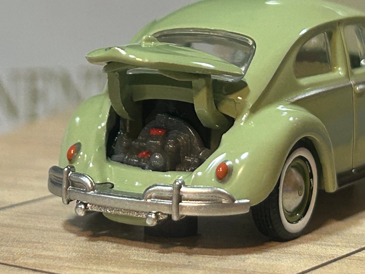 Hot Wheels x MoMA VW Beetle Type 1 Sedan - HWC & Premium