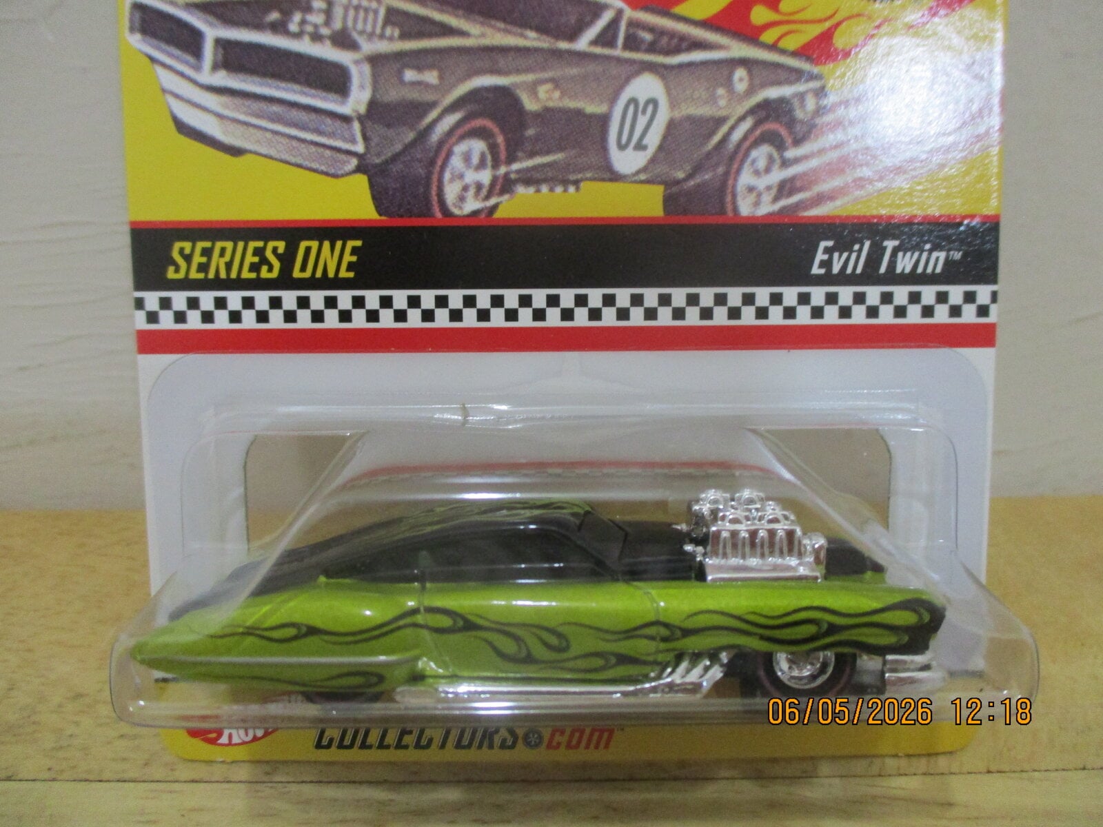 Series One HWC Evil Twin Collector # 003 2002 3938 X 10000 Real