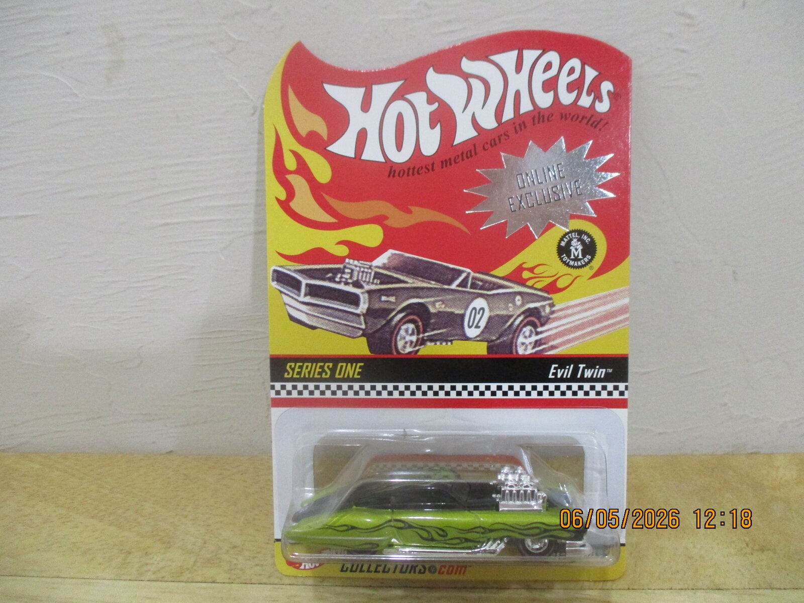 Series One HWC Evil Twin Collector # 003 2002 3938 X 10000 Real