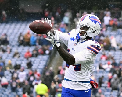 Tyrell Shavers warming up before the game in Foxborough. For the game, Shavers had his only target negated by a penalty.