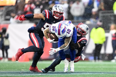 Shakir Shook Things Up With 57 of His 65 Total Yds In The 4th Quarter