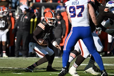 Sheduer Sanders Proved to be an Elusive Runner Against The Bills