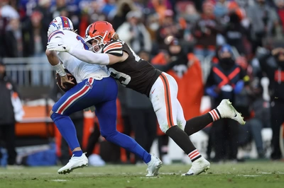 Impressive rookie LB Carson Schwesinger takes down Josh Allen and actually sacks him, as opposed to Myles Garrett who got credit for half a sack for being the second one to touch an already down Josh Allen