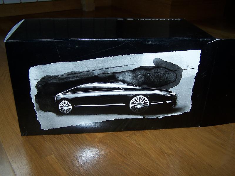 Norev 1/87 Citroën C6 bleu marine excellent état no box